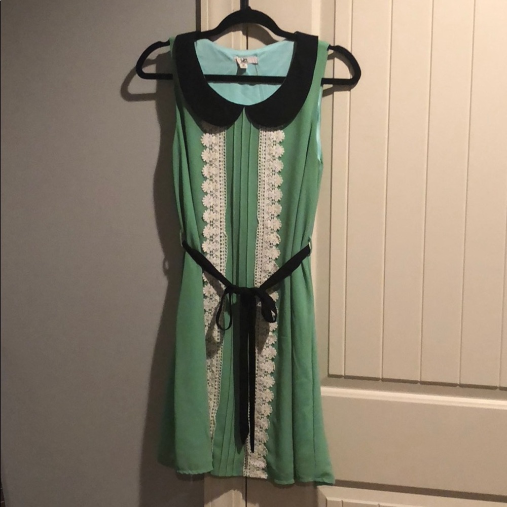 Ya Collared Dress